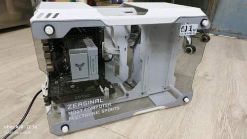 250$