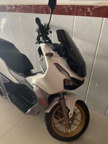 ADV 150cc Thai