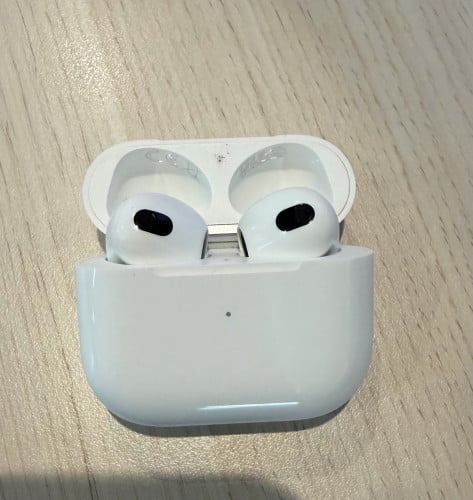 AirPods 3