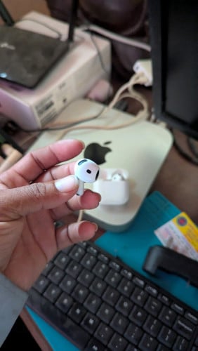 AirPods 4 (ANC)