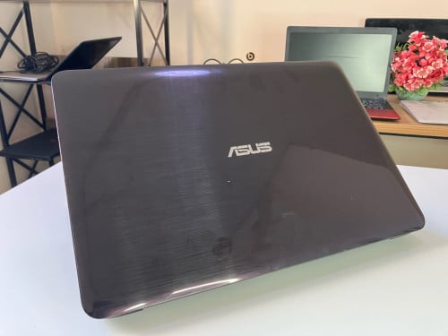 ASUS x556UF 15inch FULLHD/ i5-6200U / RAM 8GB / 500GB HDD / Nvdia 930M 2GB / Battery ๐ good