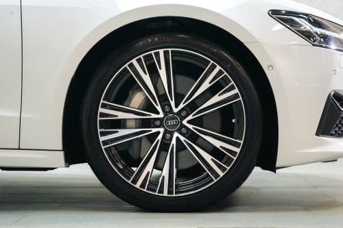 Audi A7 2020 used 8000km ទឹកថ្នាំហ្សុីនម៉ាជុំ💯