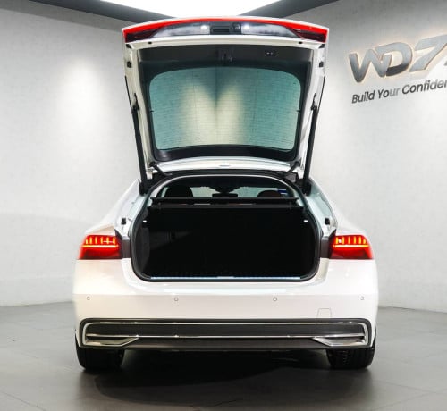 Audi A7 2020 used 8000km ទឹកថ្នាំហ្សុីនម៉ាជុំ💯