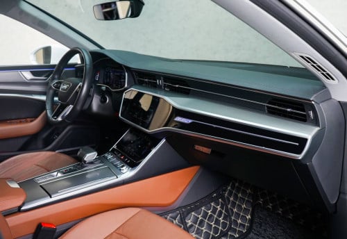Audi A7 2020 used 8000km ទឹកថ្នាំហ្សុីនម៉ាជុំ💯