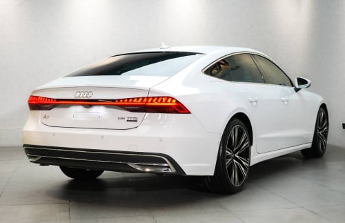 Audi A7 2020 used 8000km ទឹកថ្នាំហ្សុីនម៉ាជុំ💯