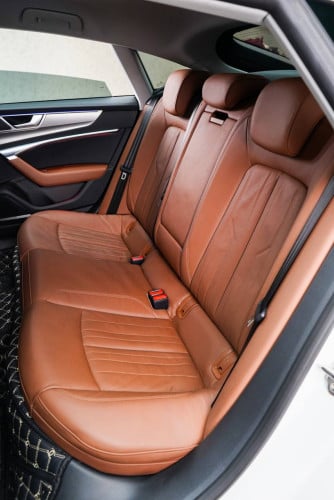 Audi A7 2020 used 8000km ទឹកថ្នាំហ្សុីនម៉ាជុំ💯