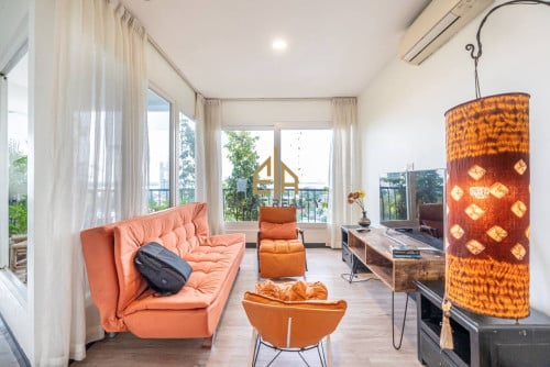 Beautiful 5 Bedroom Penthouse for rent in alone river side, Chroy Chong Va!