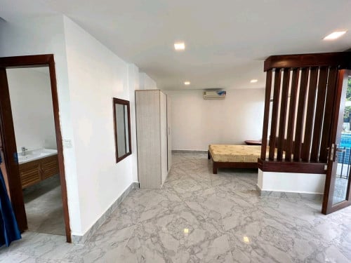 Boutique For Rent