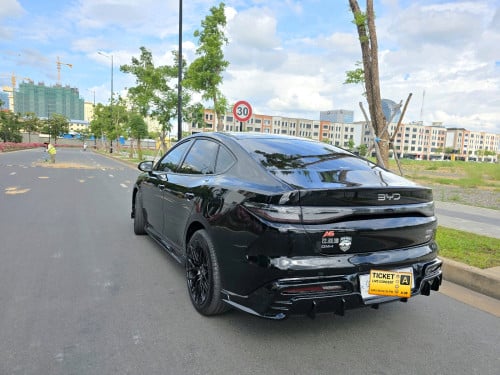 BYD Seal 05 Black Edition