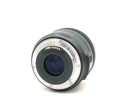 CANON EF 35mm F/2 IS USM
