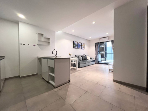 Condo Urban Village for rent in 60m