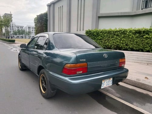 Corolla DX 1995