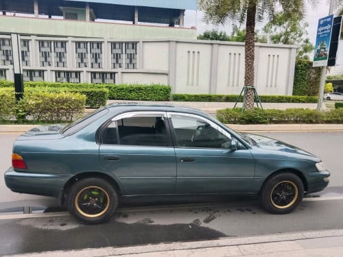 Corolla DX 1995