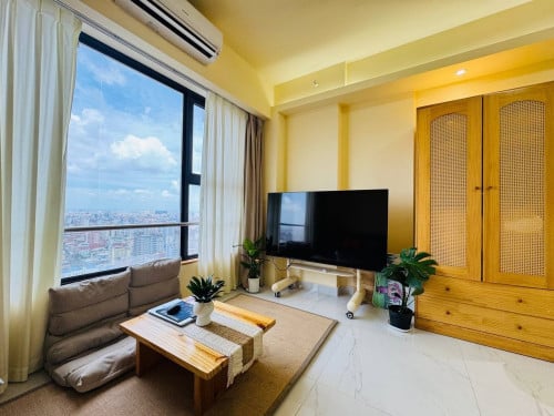 Cozy Studio Condo for RENT in BKK3 with Gym and Pool