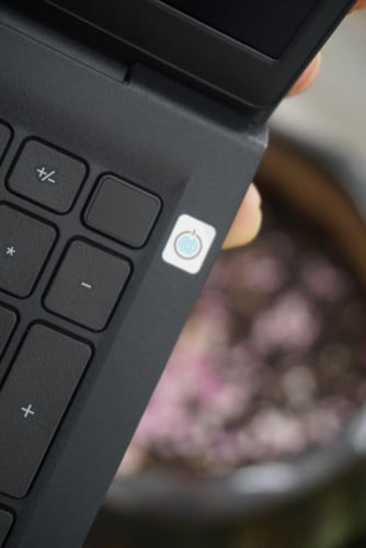 Dell Pro 15 Essential PV15250