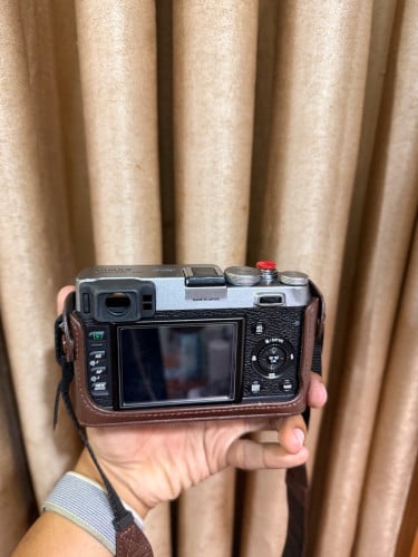 Fujifilm X100