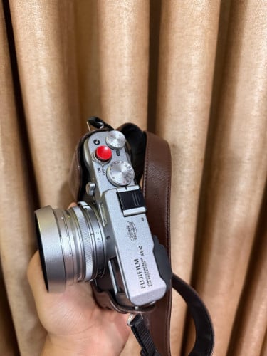 Fujifilm X100