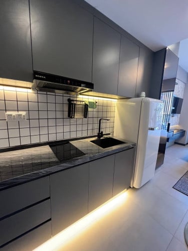 Fully furnished studio in BKK1 for sale $58,000 (June only)