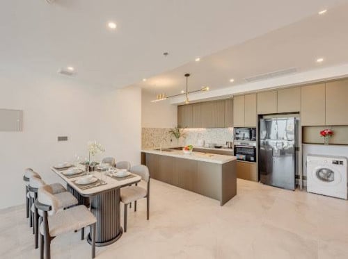 Grand Mansion Rent 3750$