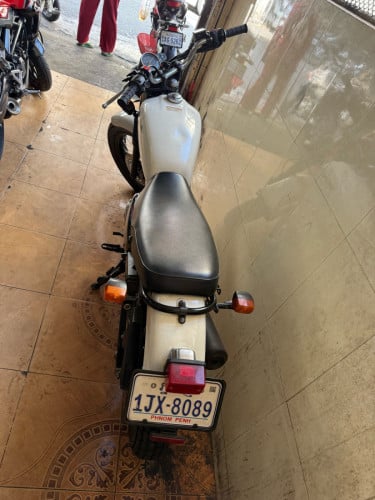 Honda CB223
