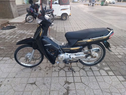 Honda dream 22