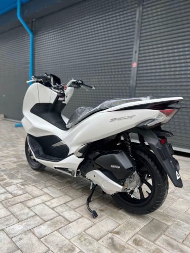 Honda PCX 020 ក្រដាស់ពន្ធ