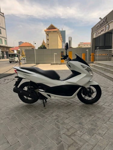 Honda pcx Japan 125cc 2016