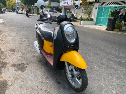 Honda scoopy