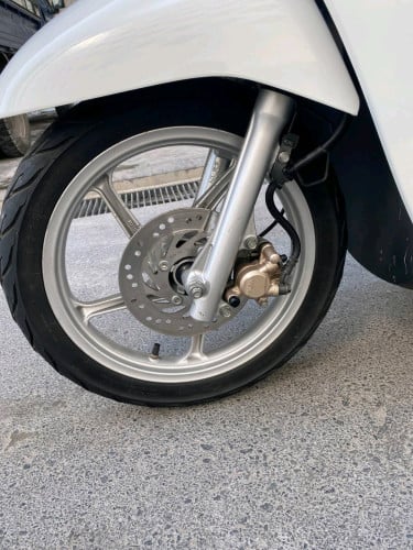 Honda scoopy 2015