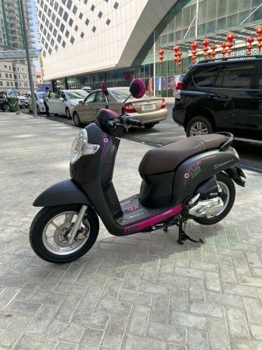 Honda scoopy 2020