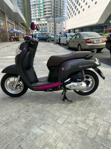 Honda scoopy 2020