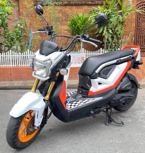 Honda ZOOMER x (110cc, year2017, 610$) have all documents