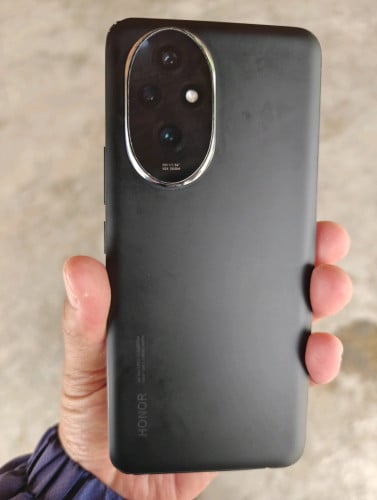 Honor 200 Ram12g/256g sim2 ក្រុមហ៊ុន