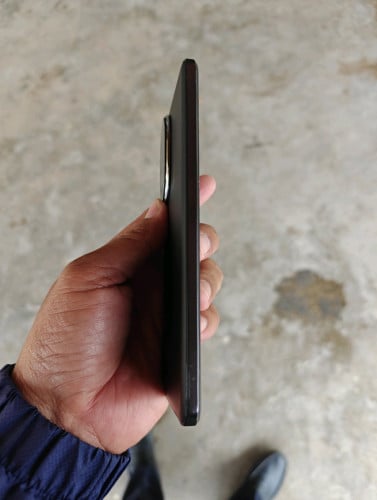Honor 200 Ram12g/256g sim2 ក្រុមហ៊ុន