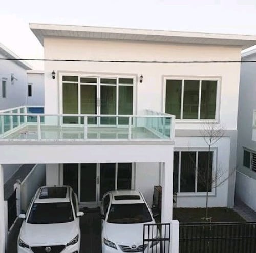House for Sale or Rent