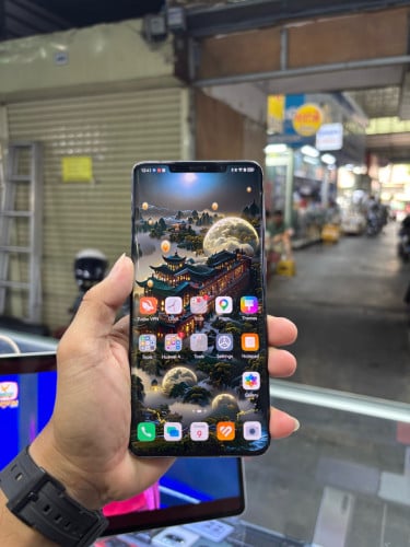 Huawei Mate50pro 256G Ram8G Sim2 CH ស្នាមអេក្រង់តិច