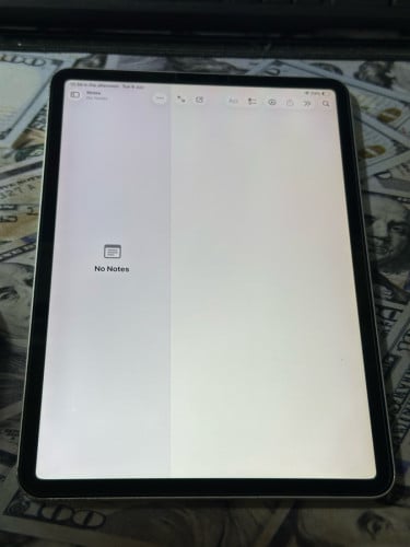 I pad pro 11 (2018) / 256g / មានស្កេន / sim+ wifi / តួរស្ទេីរដូចរូប លក់តំលៃក្រោមទីផ្សារ 265$ ដាច់