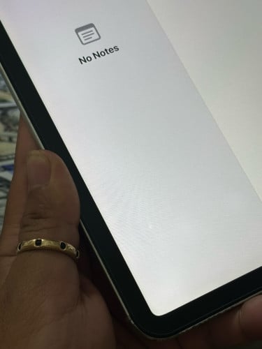 I pad pro 11 (2018) / 256g / មានស្កេន / sim+ wifi / តួរស្ទេីរដូចរូប លក់តំលៃក្រោមទីផ្សារ 265$ ដាច់