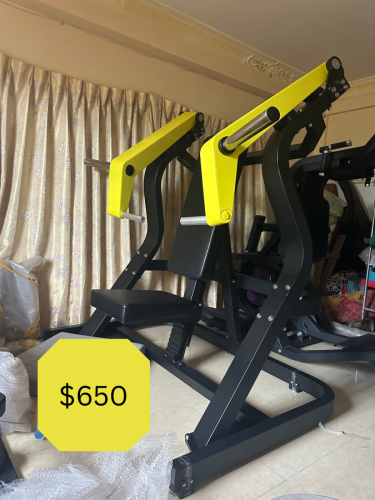 Inclined chest press