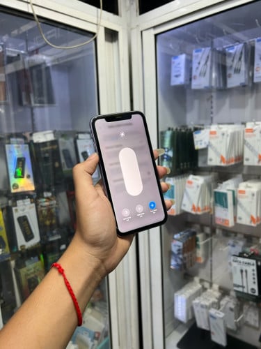 iPhone 11 ๐ LLA 64GB Battery 87% ๐ แแฝแแแขแถแ 99% แแแแปแแ แแแธแ