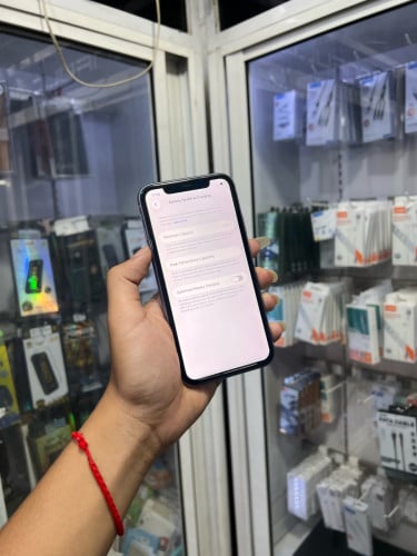 iPhone 11 ๐ LLA 64GB Battery 87% ๐ แแฝแแแขแถแ 99% แแแแปแแ แแแธแ