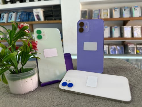 iPhone 12