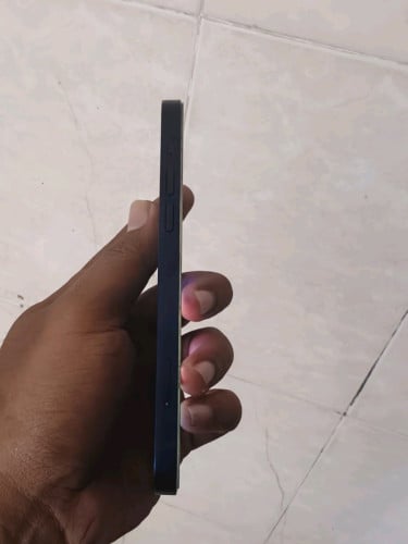 Iphone 12 64 GB LLA