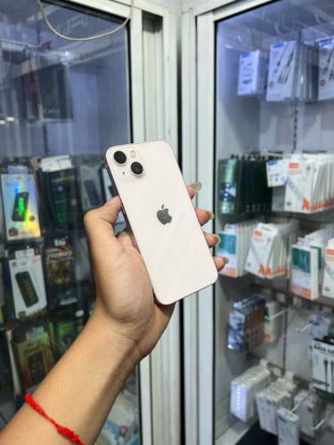 iPhone 13 ពណ៌ផ្កាឈូក 🍏 128GB LLA Battery 95% 🔋 តួស្អាត 98-99% សំណុំហ្សីន