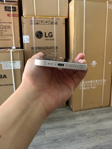 Iphone 16e XA ស្អាតដូចថ្មី