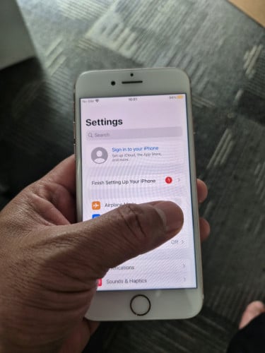 iPhone 7, 32GB, Good 95% with scan, No iCloud
