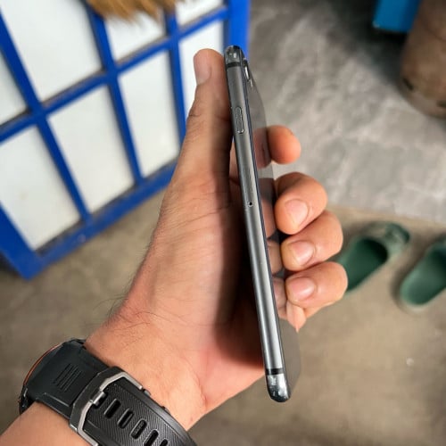 iPhone 8G