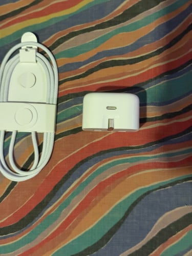 Iphone ipad charger + cable usb C Apple