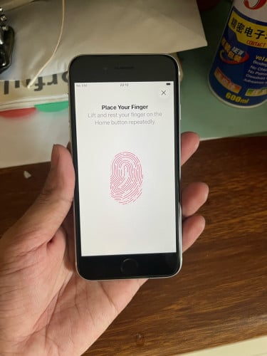 iPhone SE2 64Gសាណុំ zin allអត់ជាប់ លក់📥🥰
