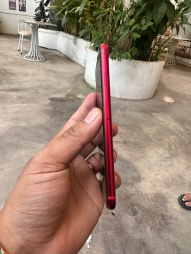 iPhone se3 99% លក់99$
